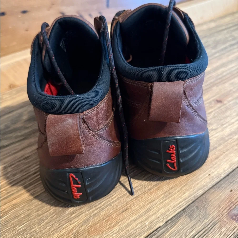 Clarks Men's Brown Leather Shoes